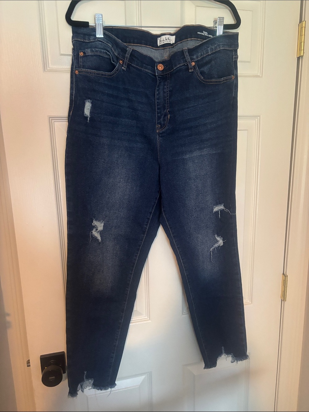 Nicole Miller Dark Blue Distressed Skinny Jeans